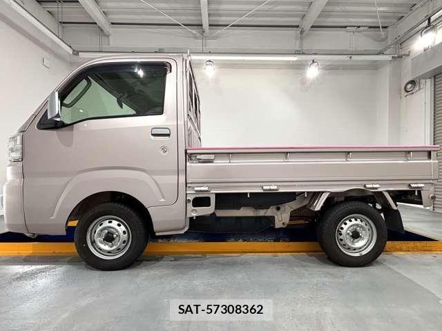 Daihatsu HIJET TRUCK 2015-08 8336152-4