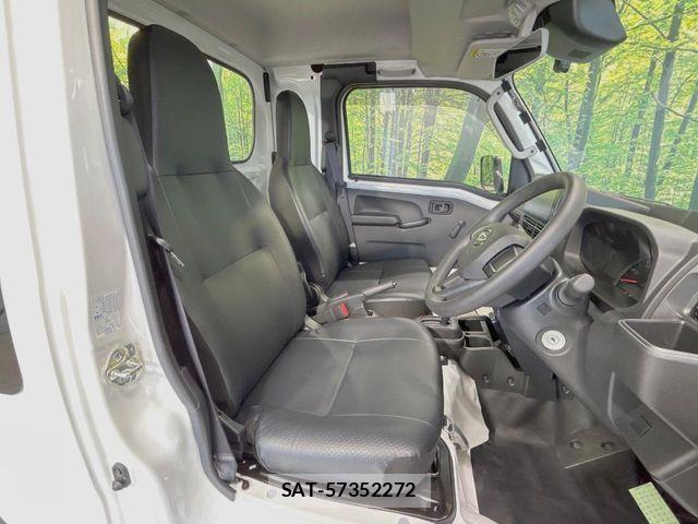 Daihatsu HIJET TRUCK 2025-05 8336145-8