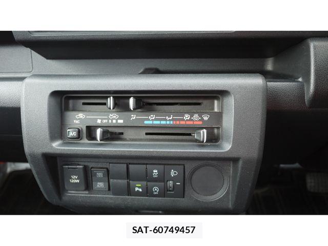 Daihatsu HIJET TRUCK 2023-02 8354639-4