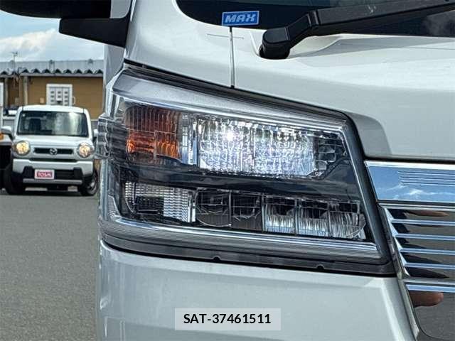 Daihatsu HIJET TRUCK 2023-10 8354626-27