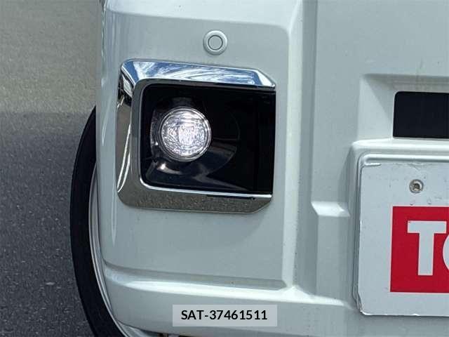 Daihatsu HIJET TRUCK 2023-10 8354626-28