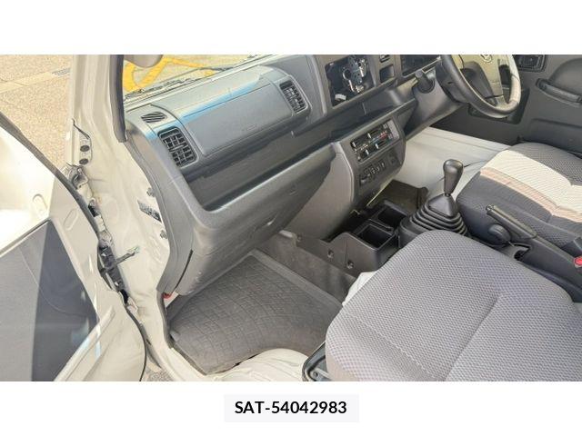 Daihatsu HIJET TRUCK 2019-07 8354638-25