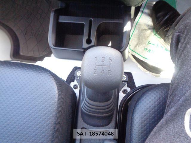 Daihatsu HIJET TRUCK 2026-01 8366225-24