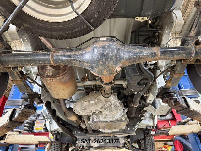 Daihatsu HIJET TRUCK 2022-02 8366224-25