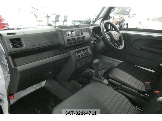 Daihatsu HIJET TRUCK 2026-07 8366219-5