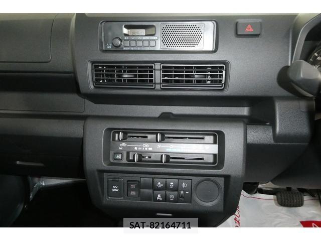 Daihatsu HIJET TRUCK 2026-07 8366219-7