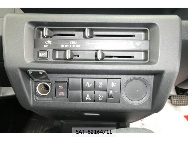 Daihatsu HIJET TRUCK 2026-07 8366219-8