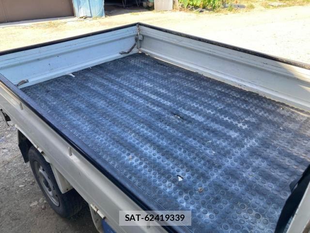 Daihatsu HIJET TRUCK 2001-11 8412810-9