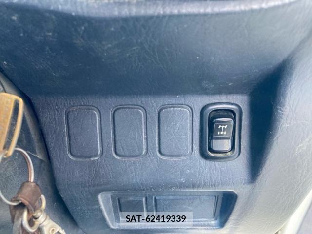 Daihatsu HIJET TRUCK 2001-11 8412810-19