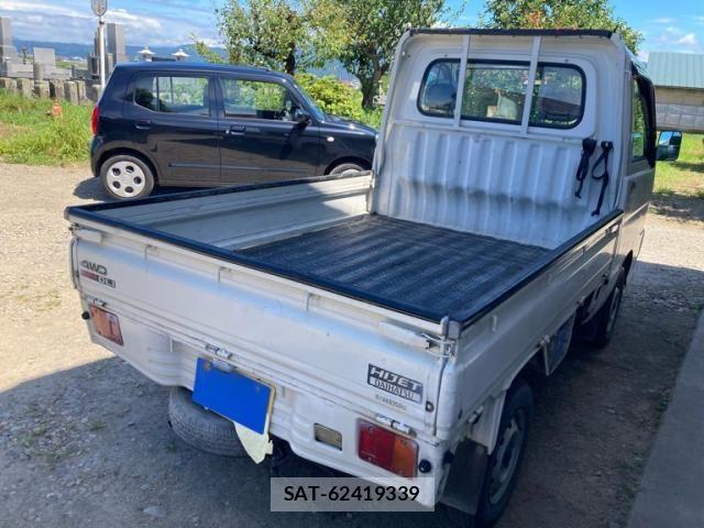 Daihatsu HIJET TRUCK 2001-11 8412810-6