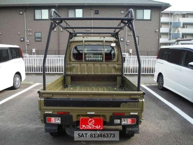 Daihatsu HIJET TRUCK 2022-10 8412798-9