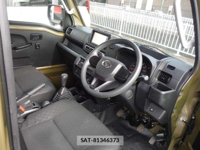 Daihatsu HIJET TRUCK 2022-10 8412798-14