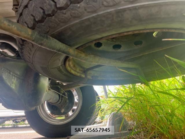 Daihatsu HIJET TRUCK 2002-04 8412808-9