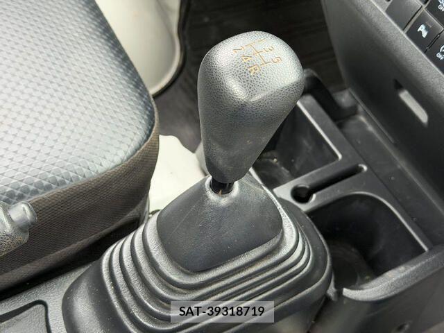Daihatsu HIJET TRUCK 2022-05 8412794-10