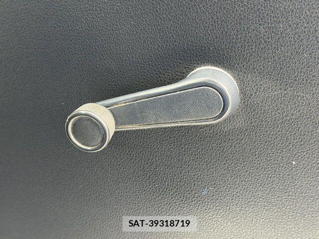 Daihatsu HIJET TRUCK 2022-05 8412794-13