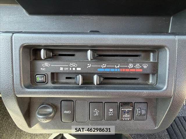 Daihatsu HIJET TRUCK 2020-07 8457631-2