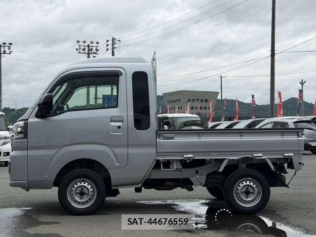 Daihatsu HIJET TRUCK 2022-07 8525177-25