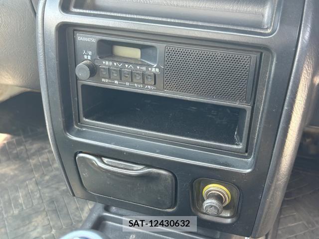 Daihatsu HIJET TRUCK 2004-06 8525180-24