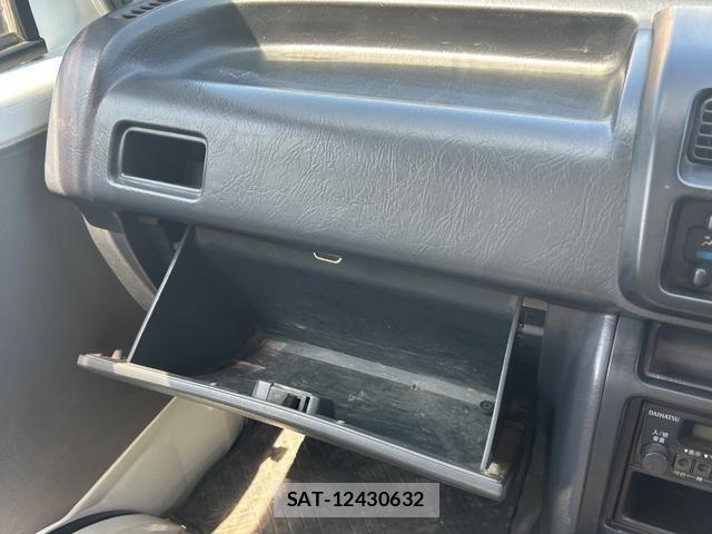 Daihatsu HIJET TRUCK 2004-06 8525180-27