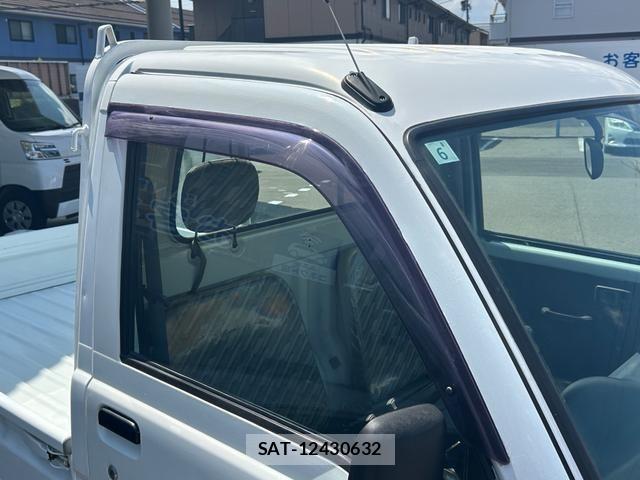 Daihatsu HIJET TRUCK 2004-06 8525180-4