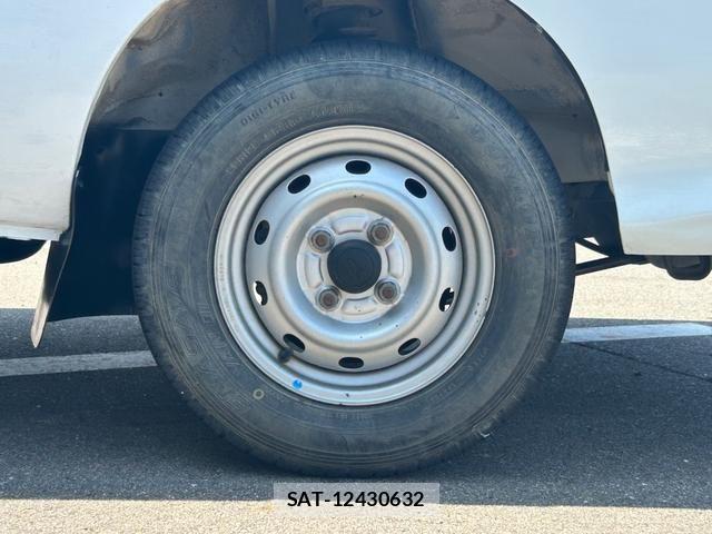 Daihatsu HIJET TRUCK 2004-06 8525180-6