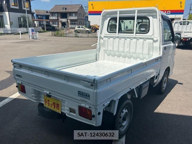 Daihatsu HIJET TRUCK 2004-06 8525180-8