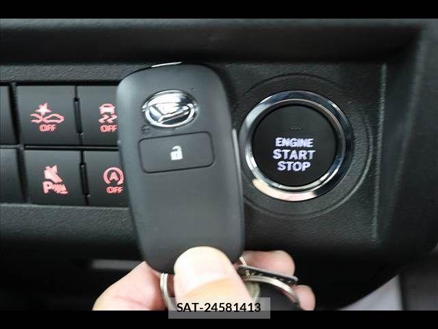 Daihatsu HIJET TRUCK 2026-03 8525176-4