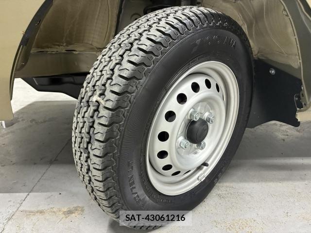 Daihatsu HIJET TRUCK 2024-08 8562132-26