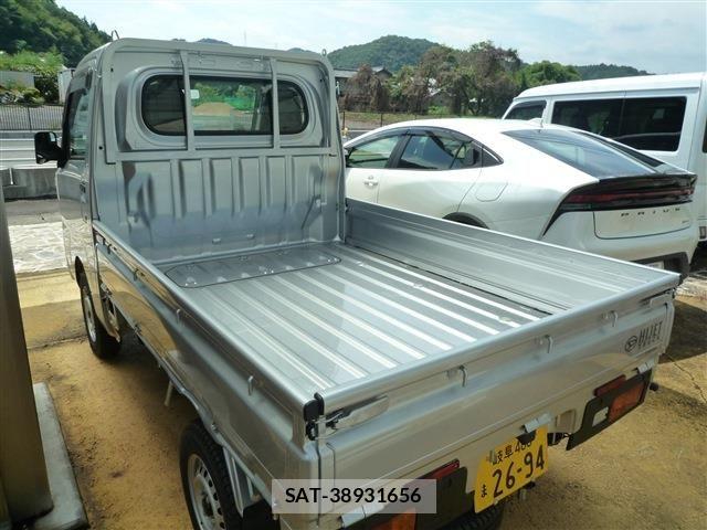 Daihatsu HIJET TRUCK 2026-02 8562134-6