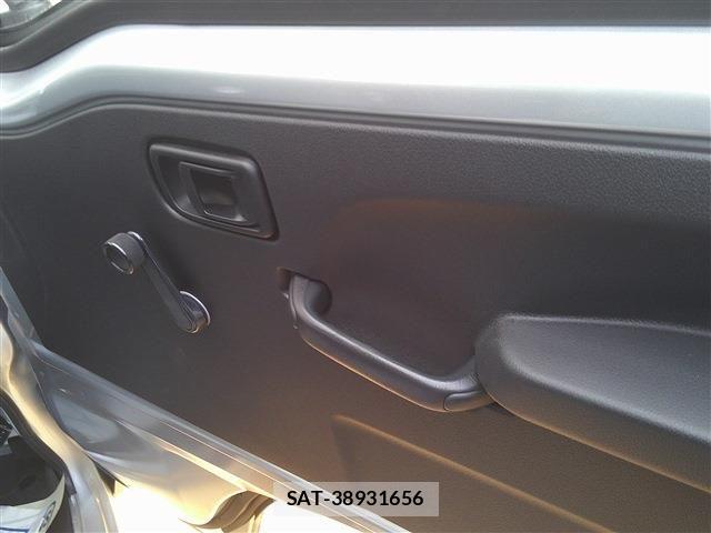 Daihatsu HIJET TRUCK 2026-02 8562134-8