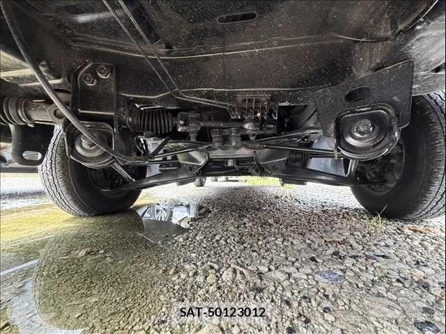 Daihatsu HIJET TRUCK 2014-04 8627071-10