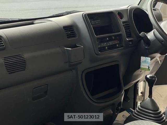 Daihatsu HIJET TRUCK 2014-04 8627071-4