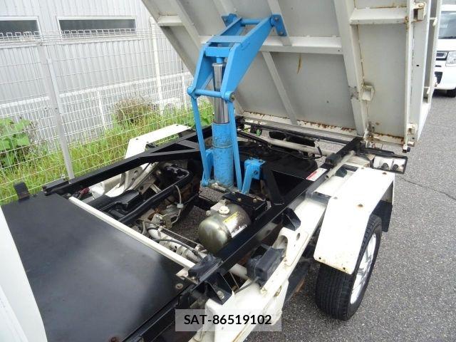 Daihatsu HIJET TRUCK 2003-10 8627072-19