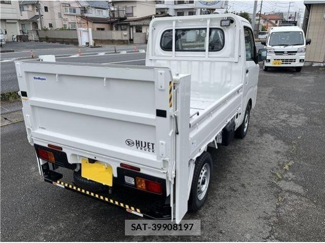 Daihatsu HIJET TRUCK 2026-05 8627062-0