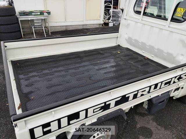 Daihatsu HIJET TRUCK 2022-09 8627065-26