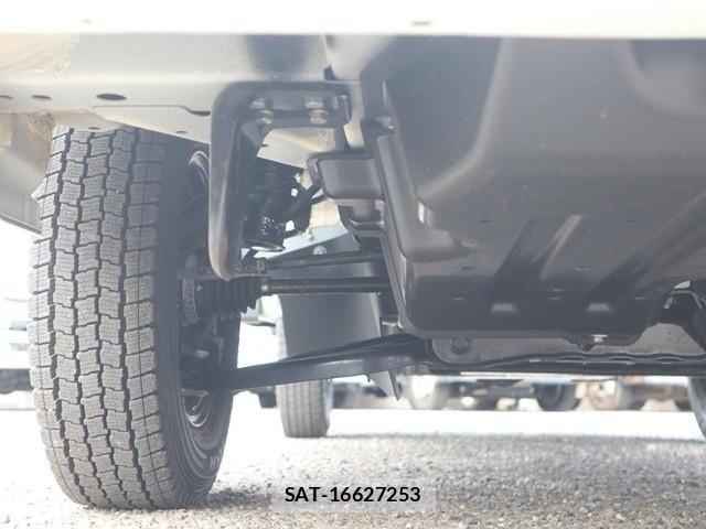 Daihatsu HIJET TRUCK 2023-12 8659412-24