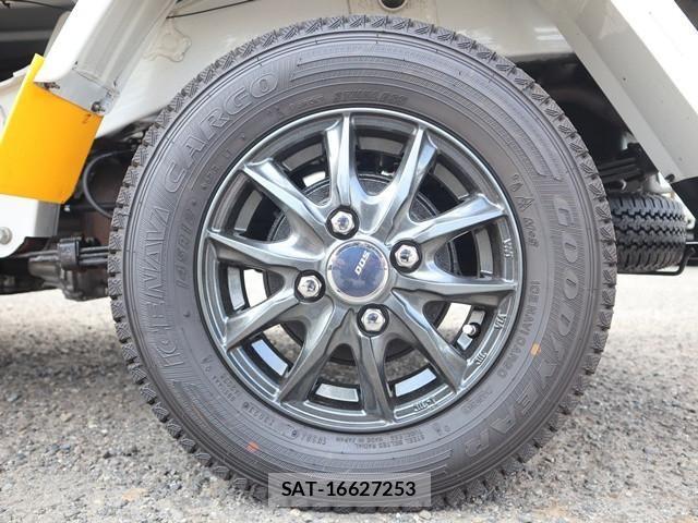 Daihatsu HIJET TRUCK 2023-12 8659412-27