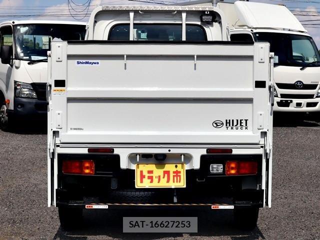 Daihatsu HIJET TRUCK 2023-12 8659412-5