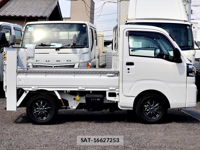 Daihatsu HIJET TRUCK 2023-12 8659412-7