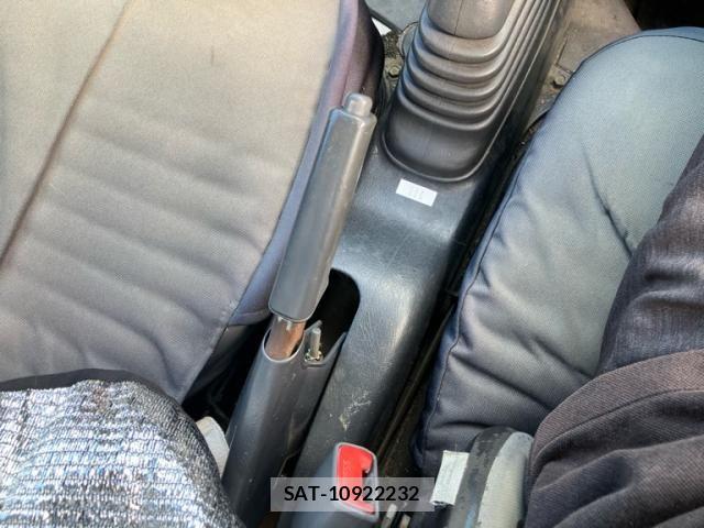 Daihatsu HIJET TRUCK 2000-01 8685664-18