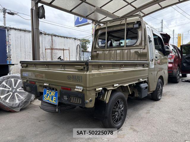 Daihatsu HIJET TRUCK 2023-10 8742650-2