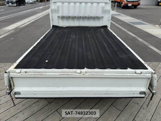 Daihatsu HIJET TRUCK 2013-02 8742654-18