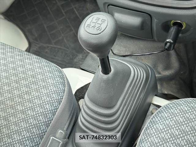 Daihatsu HIJET TRUCK 2013-02 8742654-21