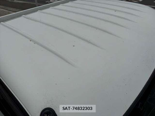 Daihatsu HIJET TRUCK 2013-02 8742654-28