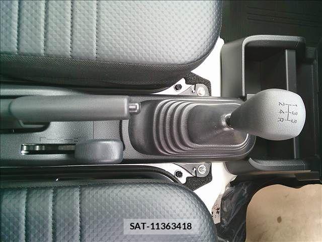 Daihatsu HIJET TRUCK 2026-07 8796165-10