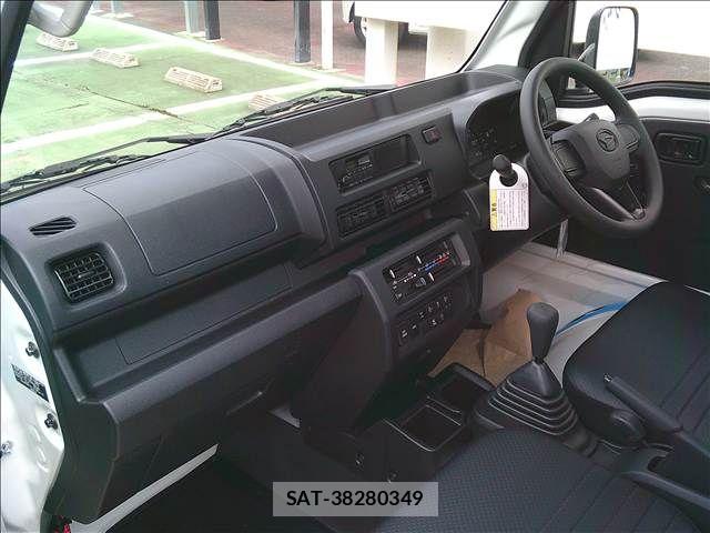 Daihatsu HIJET TRUCK 2026-07 8796168-7