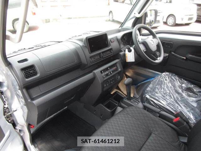 Daihatsu HIJET TRUCK 2026-05 8796159-8