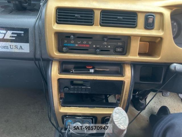 Daihatsu HIJET TRUCK 2000-01 8829383-17