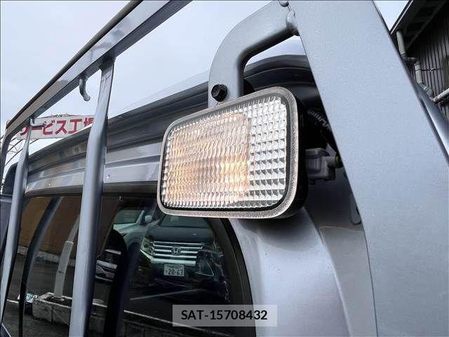 Daihatsu HIJET TRUCK 2017-07 8871152-12