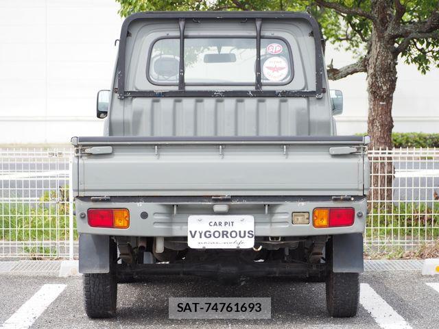 Daihatsu HIJET TRUCK 2007-04 8880059-11